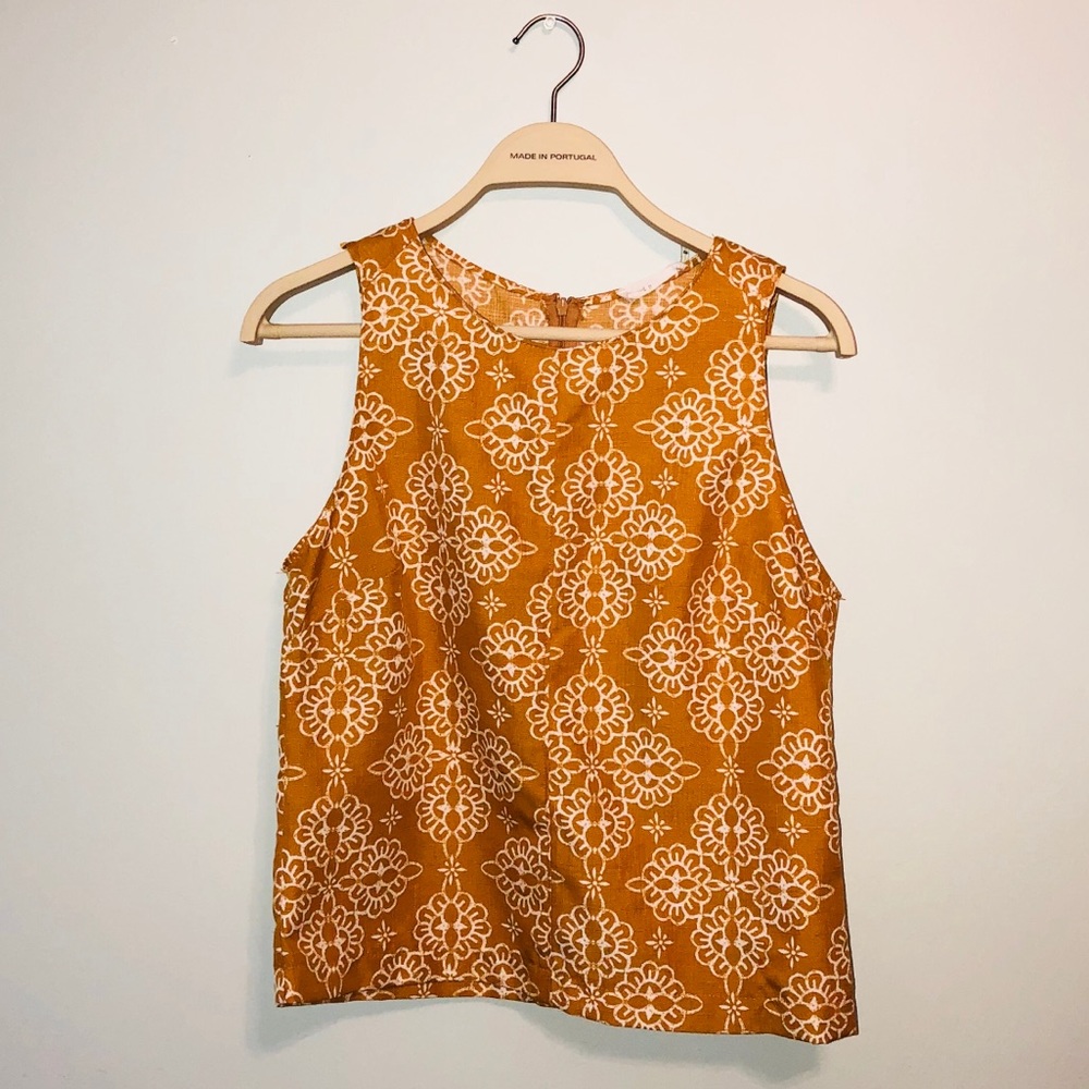 Lush Crop Tank Blouse